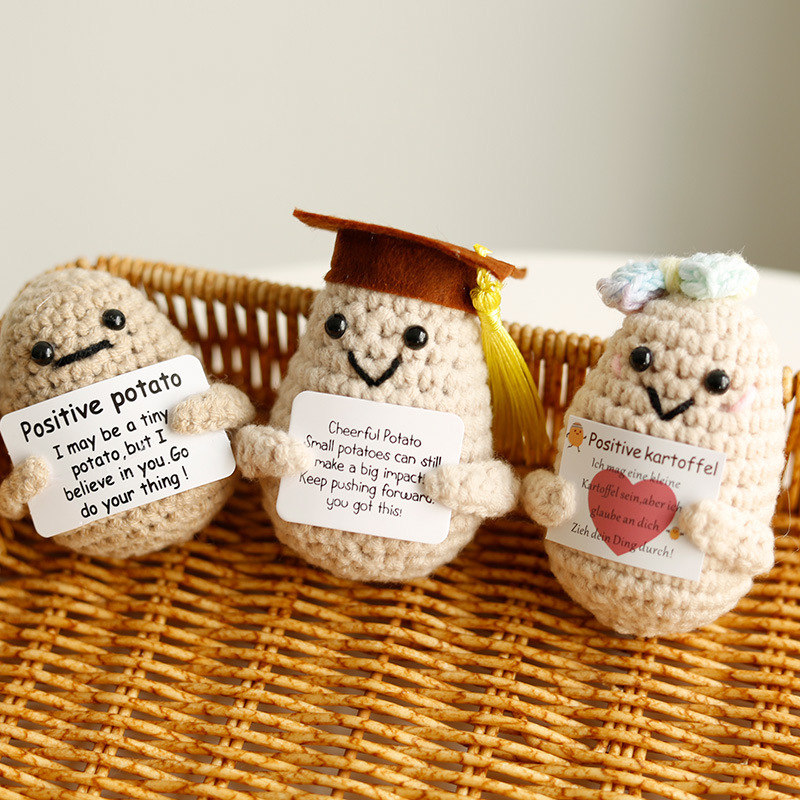 Home Textiles Europe - ニットウールの人形,カード付きのぬいぐるみ,ポテトとハチのポケット,手作りのミニ人形,楽しい,エネルギー,部屋の装飾,クリスマスプレゼント
