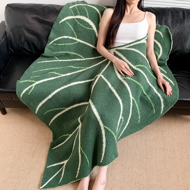 Home Textiles Europe - クリエイティブなニットリーフエアコンブランケット、ソフトな昼寝用ソファショールクッション、オールシーズン対応、多機能キャンプ・飛行機用ブランケット